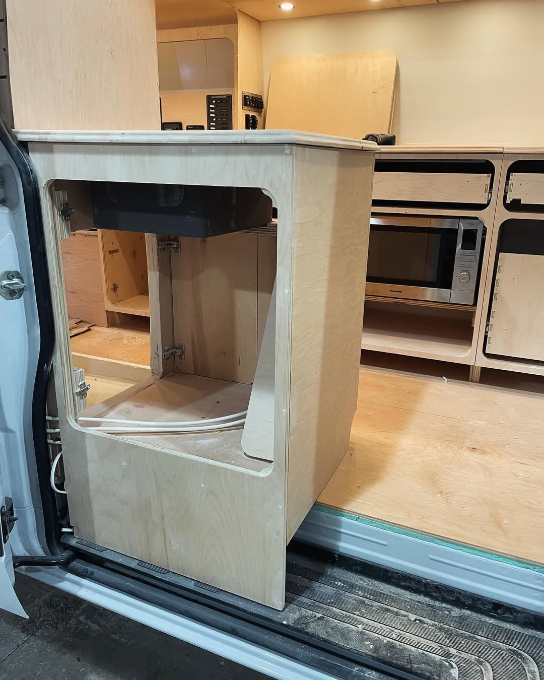 FlowVan To Go: All-in-One Van Conversion Kit