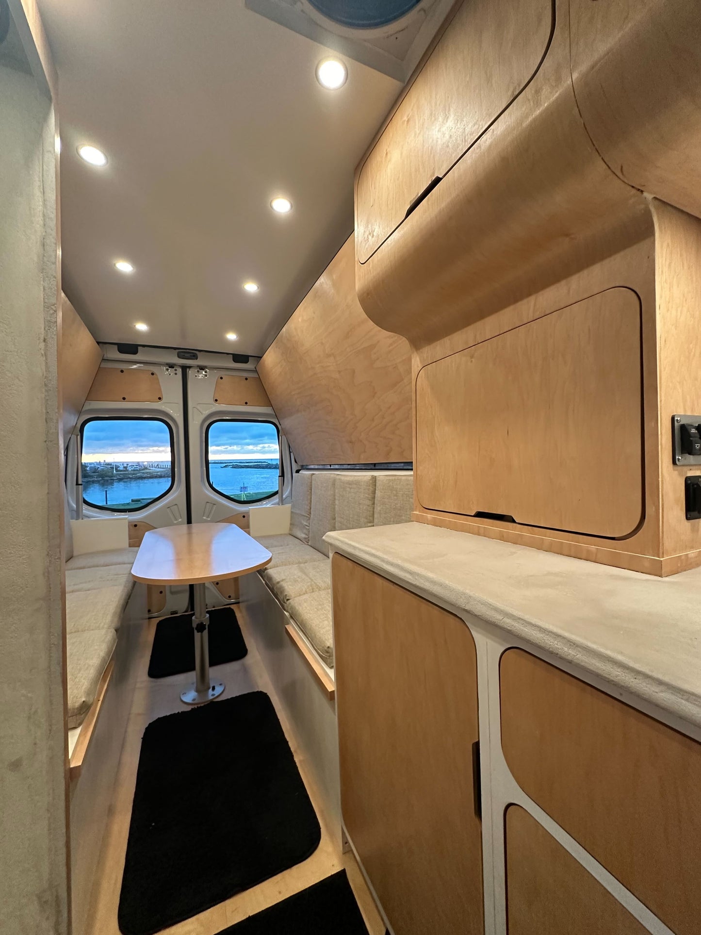 FlowVan (WV 2)