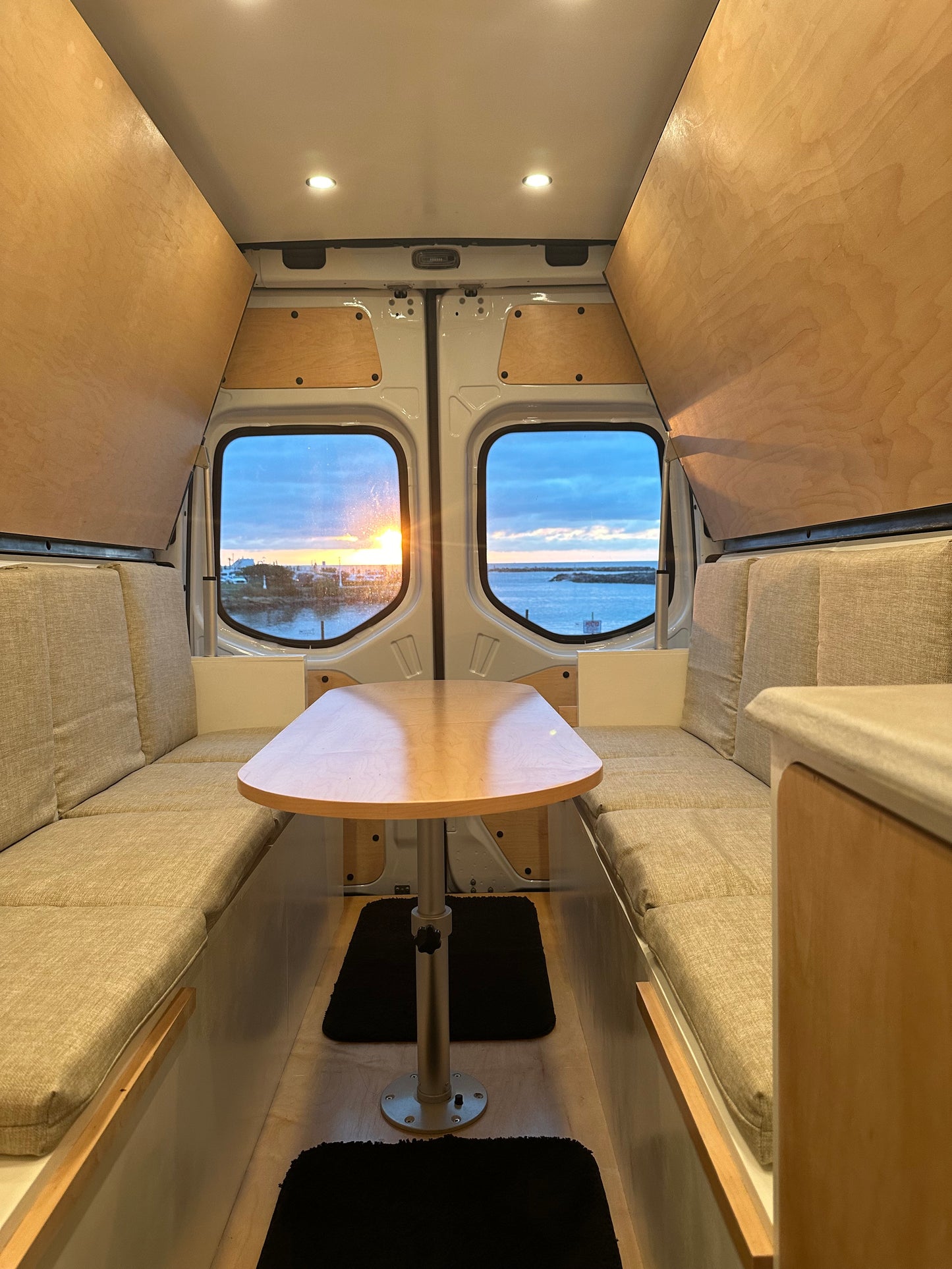 FlowVan (WV 1)