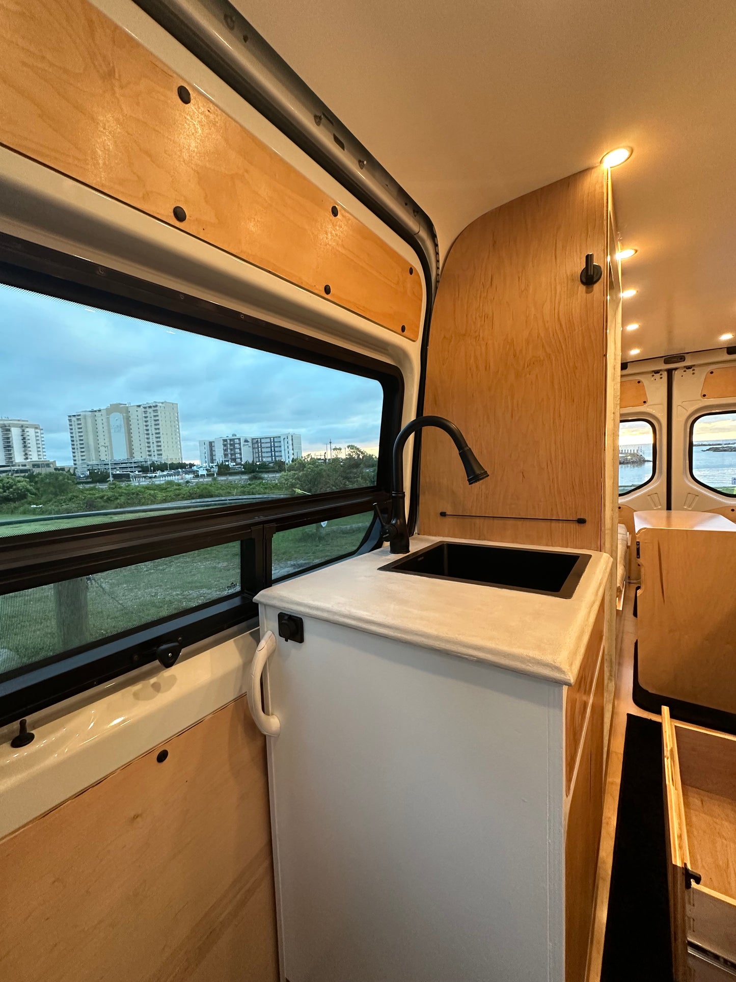 FlowVan (WV 1)