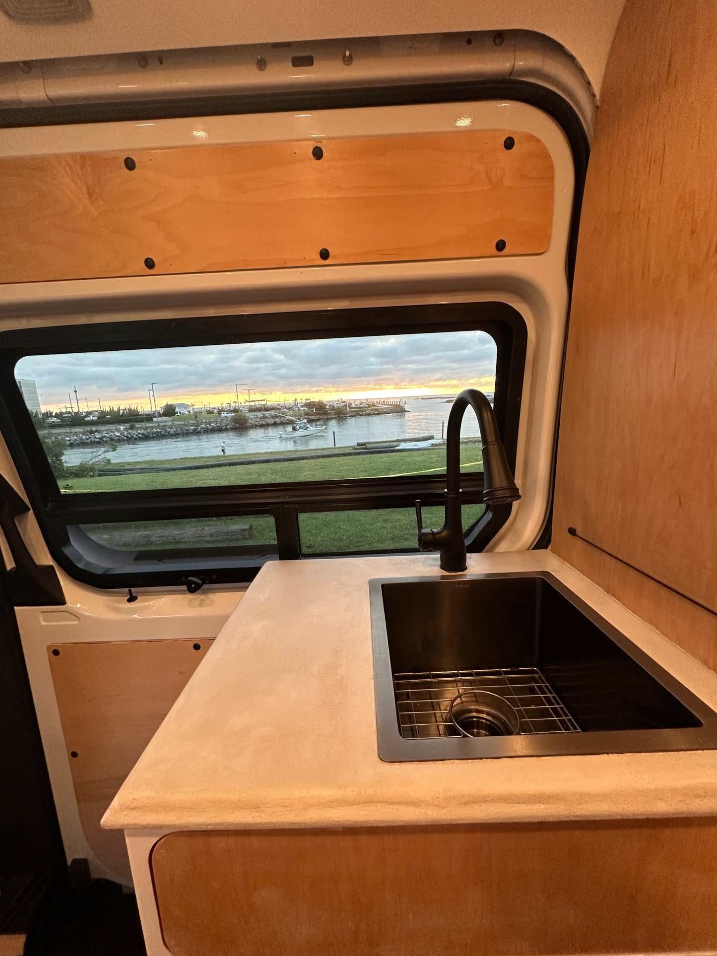 FlowVan (WV 1)
